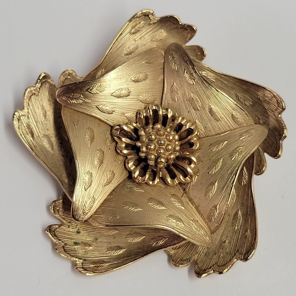 Vintage Coro Gold Tone Multi Layered Textured Flower Brooch Pin Floral